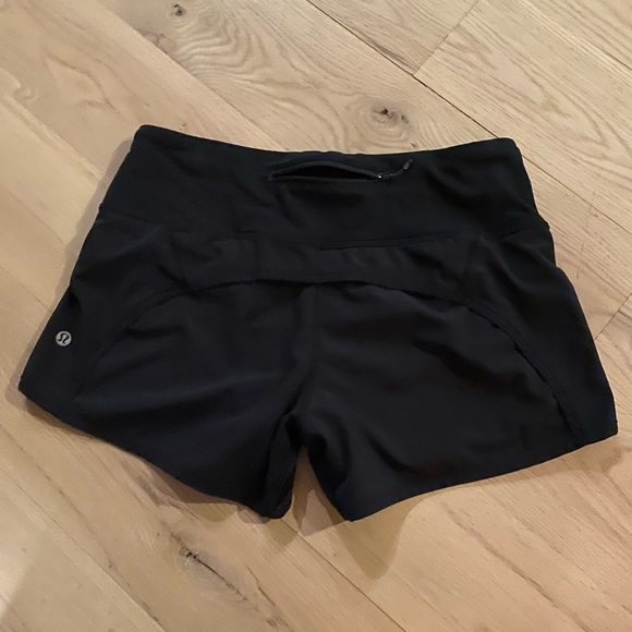 Lululemon running short 4” - Picture 2 of 2